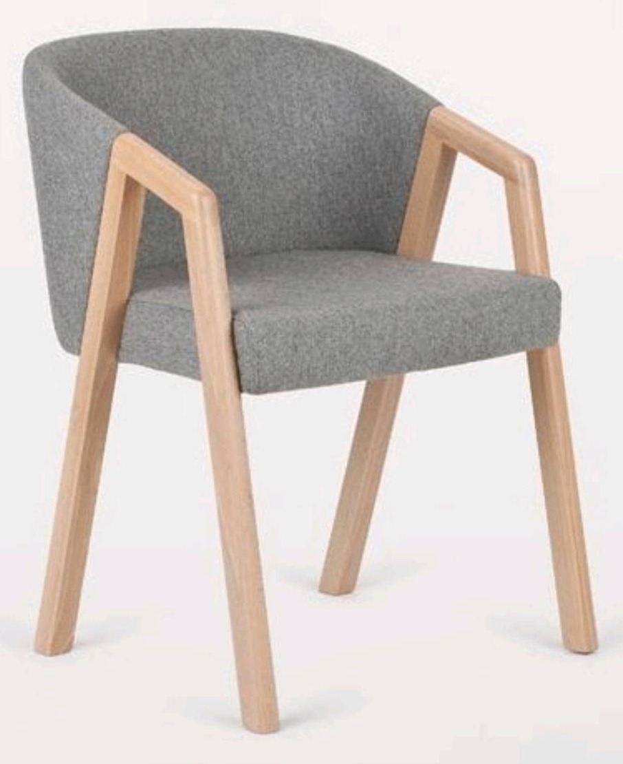 Chair 046
