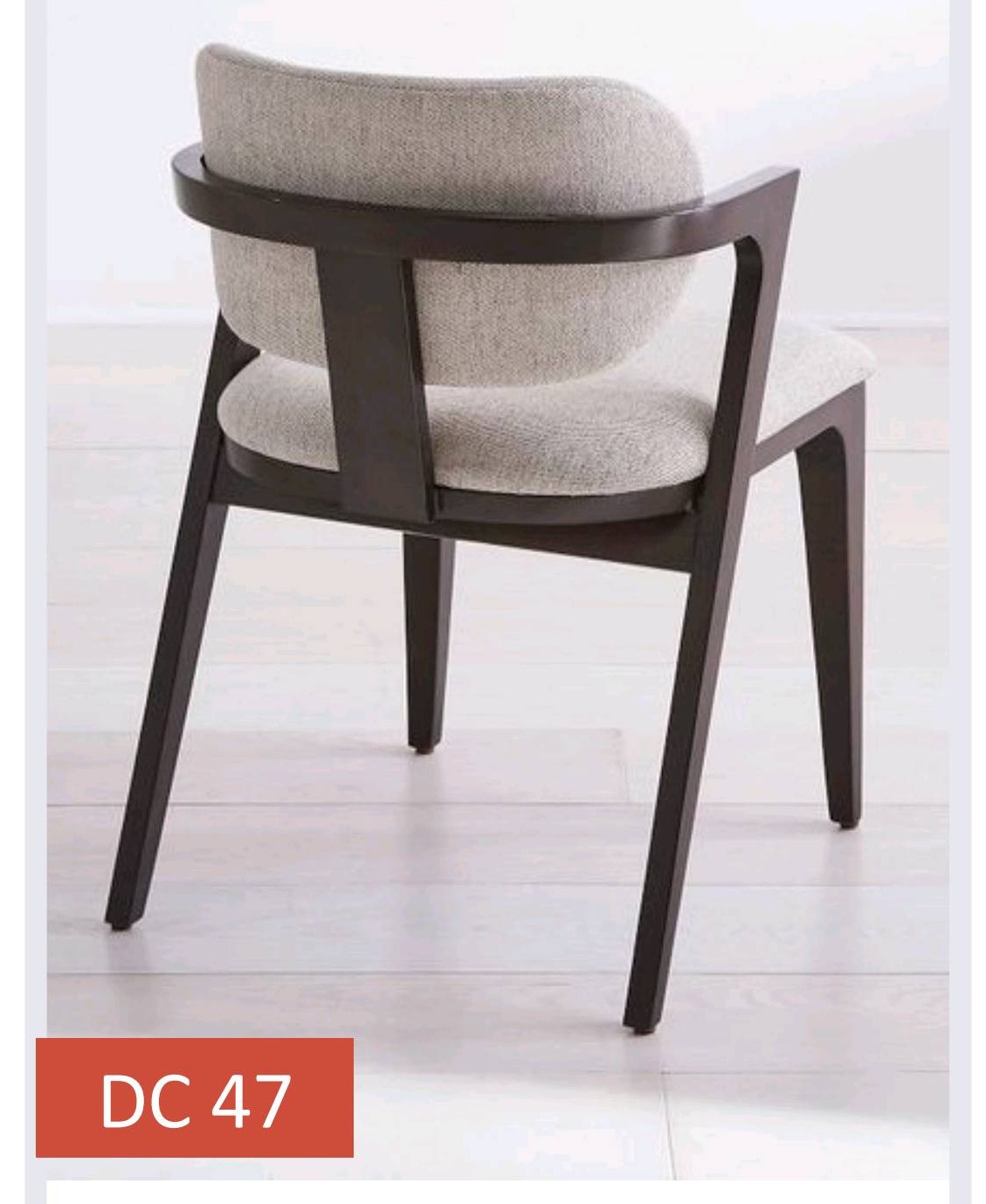 Chair 047